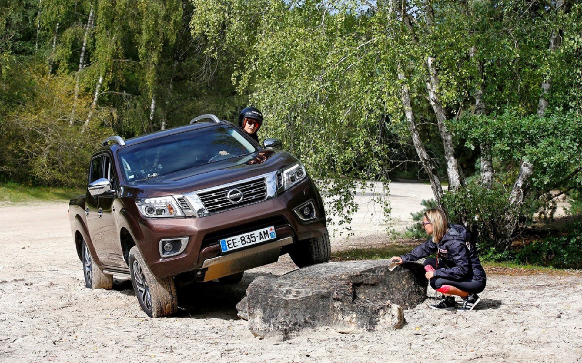 Με το Navara σε off road ράλι μόνο για γυναίκες (vid)