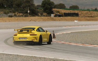 Ανάποδο τιμόνι με την 911 GT3 και τον Walter Rohrl (vid)