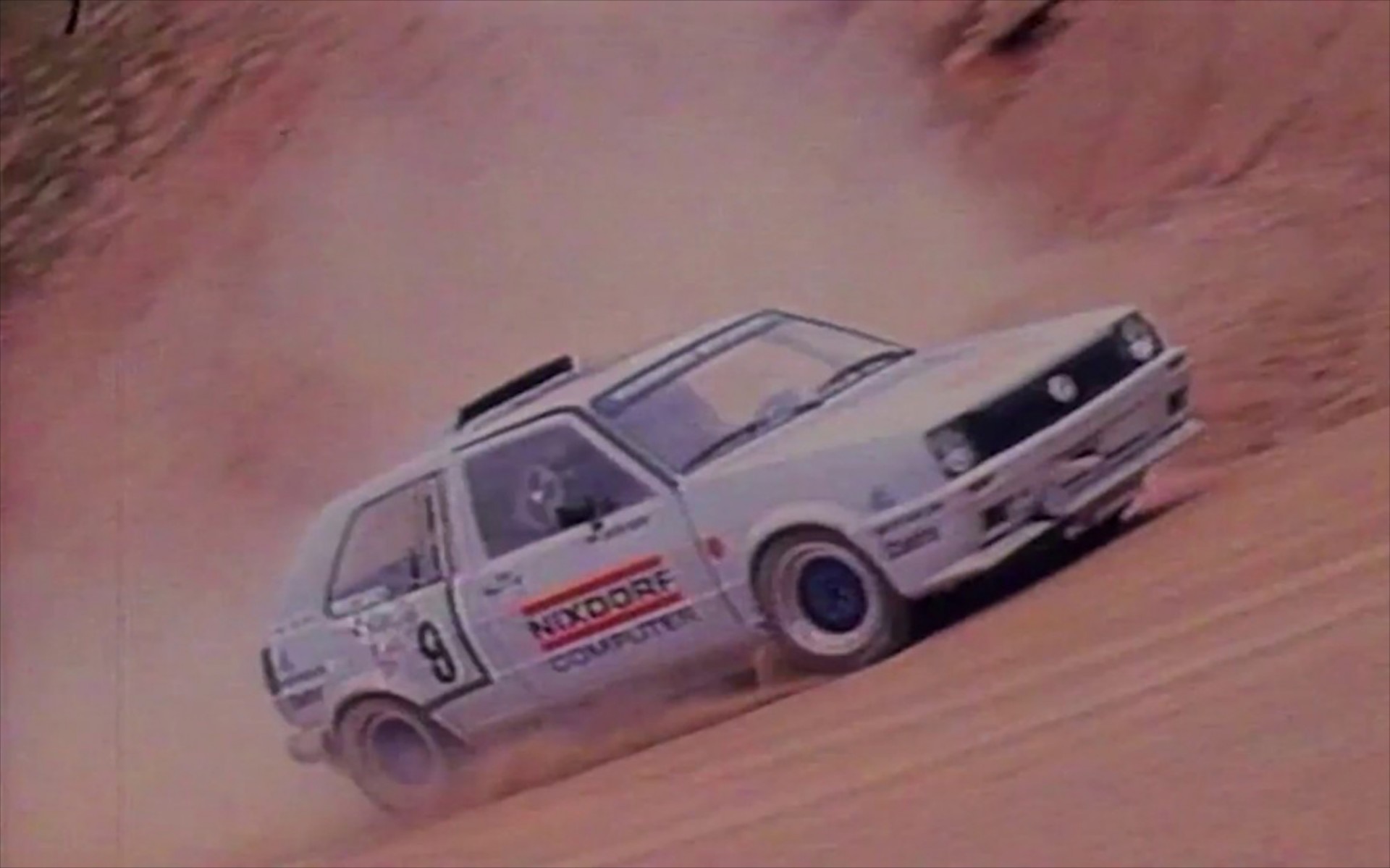 Το Golf με δύο κινητήρες που ανέβηκε στο Pikes Peak (vid)
