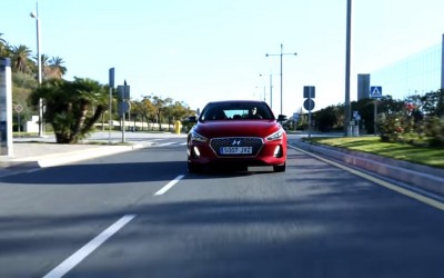 Hyundai i30 με Lane Departure Warning (LDW)