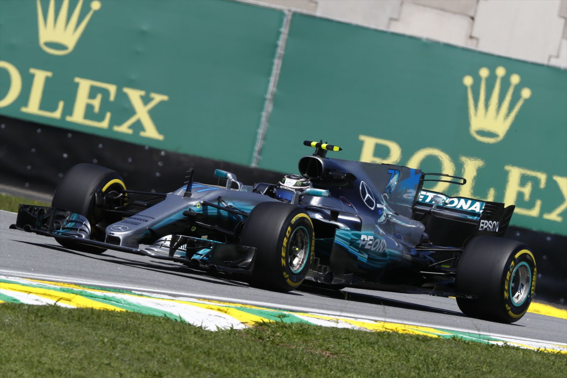 F1: Στην pole position o Bottas, τελευταίος ο Hamilton