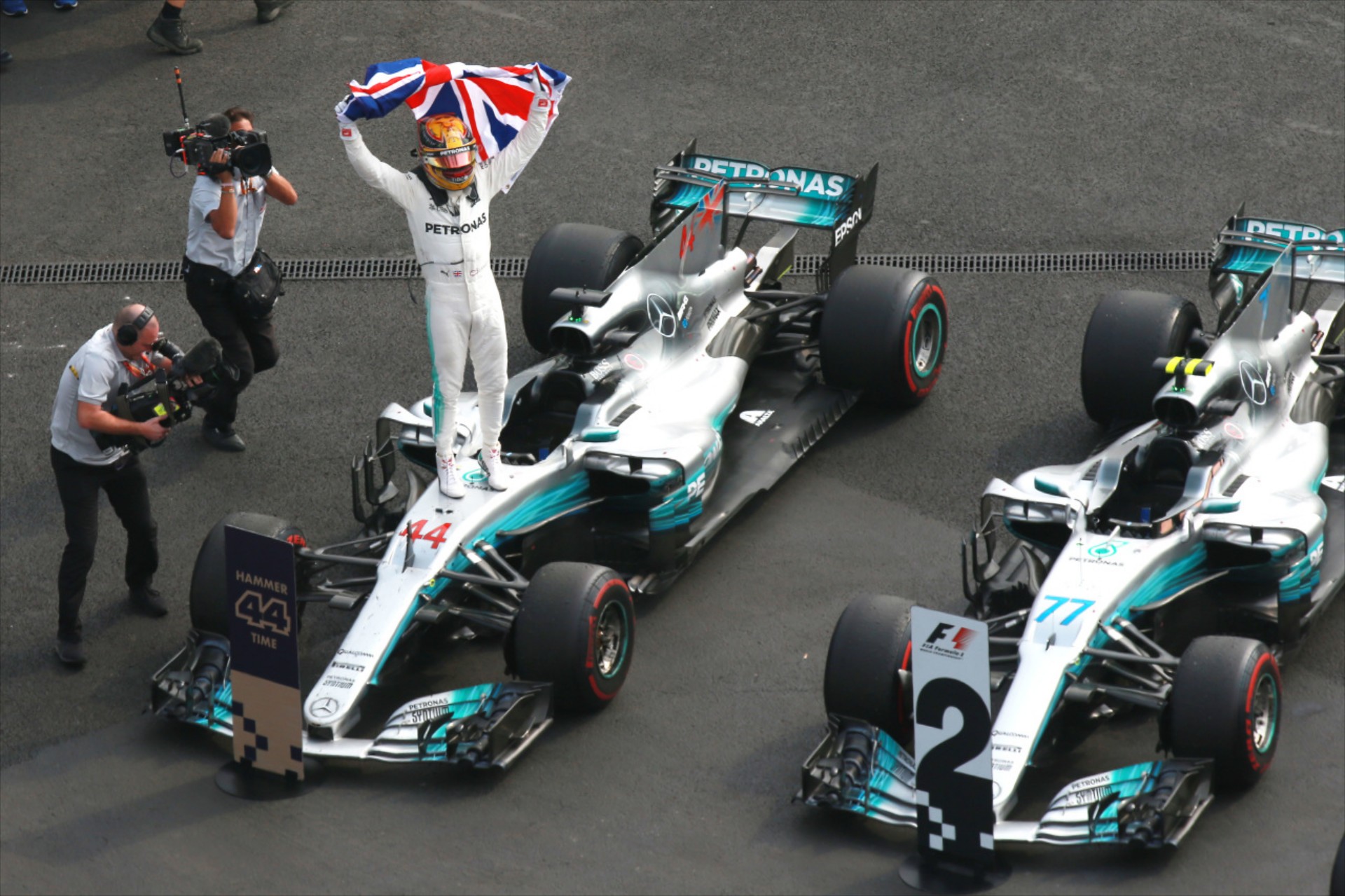 F1: Ο Hamilton προειδοποίησε τον Vettel ότι θα έχει «πρόβλημα»