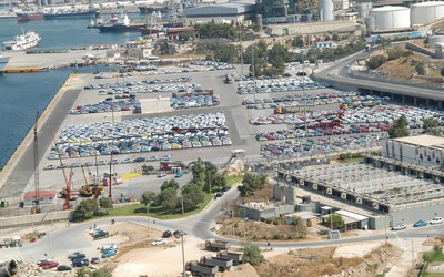 Πόσα νέα αυτοκίνητα έφθασαν το 2017 στο λιμάνι του Πειραιά;