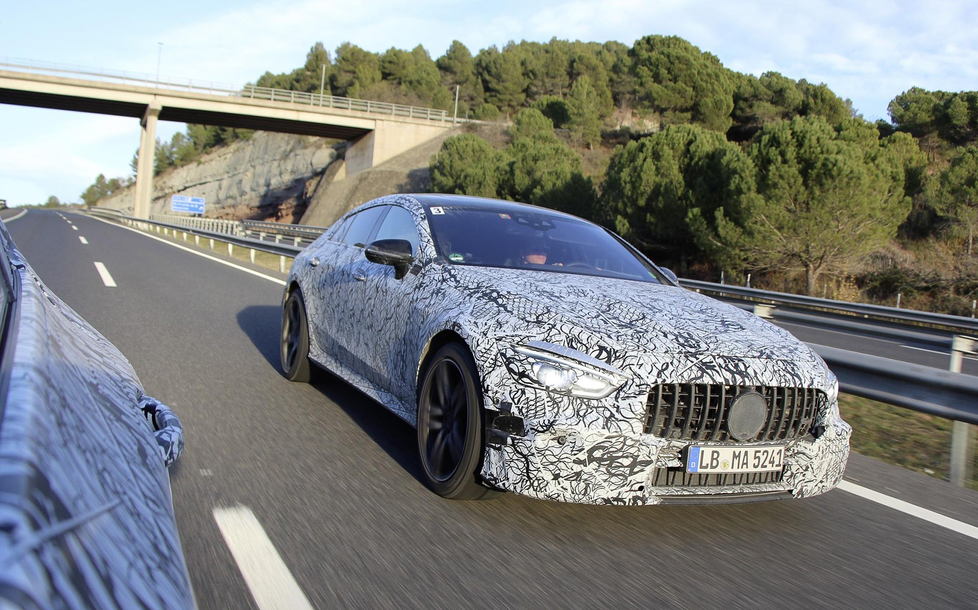 Ο αντίπαλος της Panamera από την Mercedes-Benz