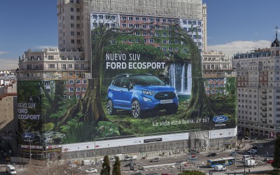 Η μεγαλύτερη υπαίθρια διαφήμιση στον κόσμο από τη Ford! (vid)