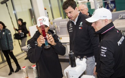 F1: Δεν νιώθει πίεση ο Hamilton για το νέο του συμβόλαιο