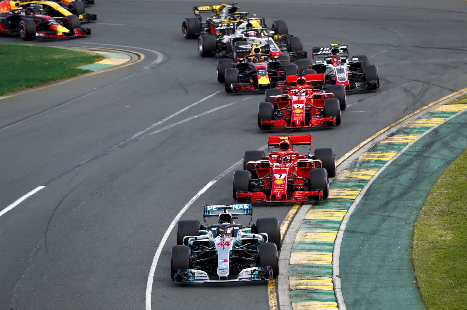 F1: Έρχεται λύση στο πρόβλημα των προσπερασμάτων