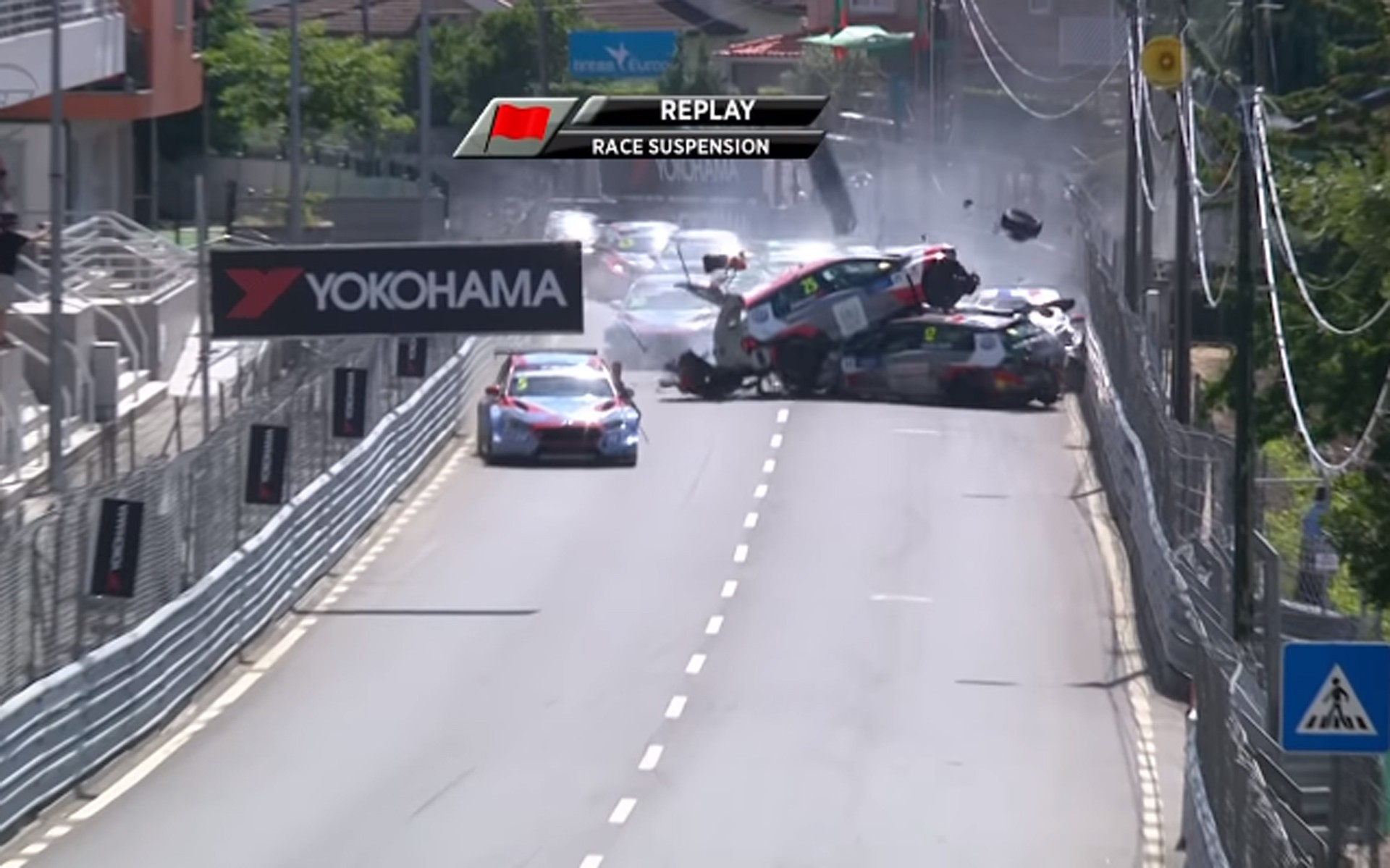 Θα μπορούσες να αποφύγεις κάτι τέτοιο; (video)