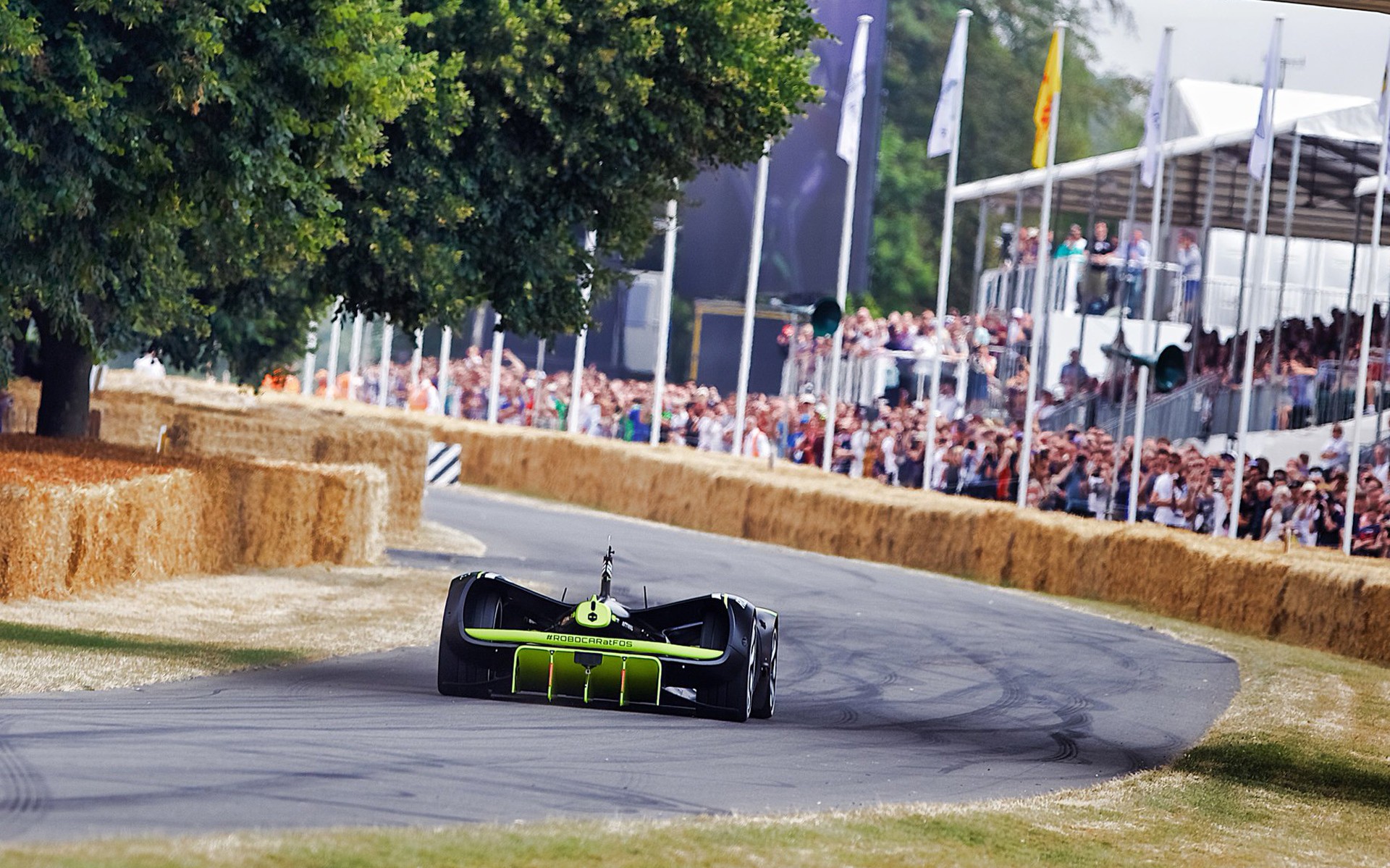 Αυτόνομο χωρίς οδηγό στην ανάβαση του Goodwood (vid)