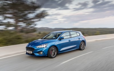 ΟΔΗΓΟΥΜΕ το νέο Ford Focus