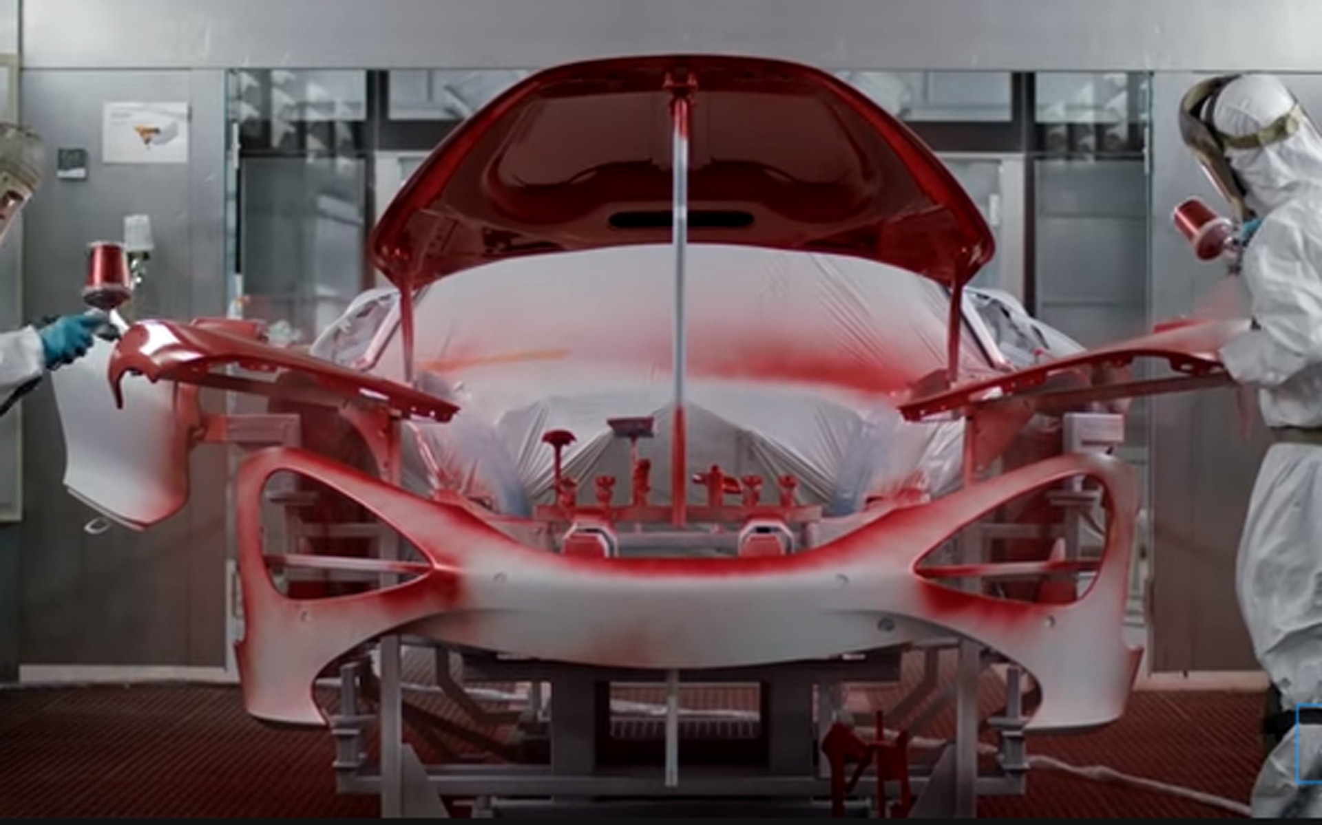 Αναρωτιέστε πώς κατασκευάζονται οι McLaren; (video)