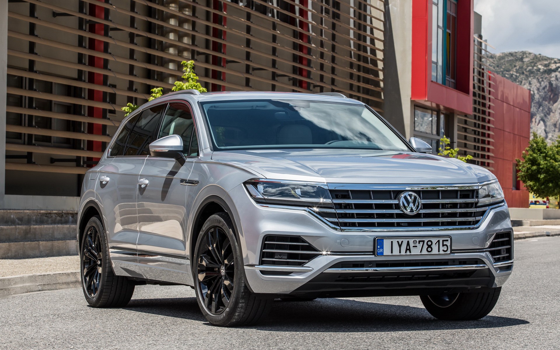 Ρεκόρ παραδόσεων νέων αυτοκινήτων από τη Volkswagen