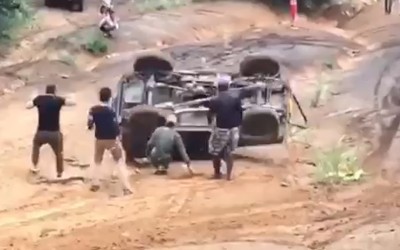 Ένα τζιπ που έχει συνηθίσει τις… τούμπες! (video)