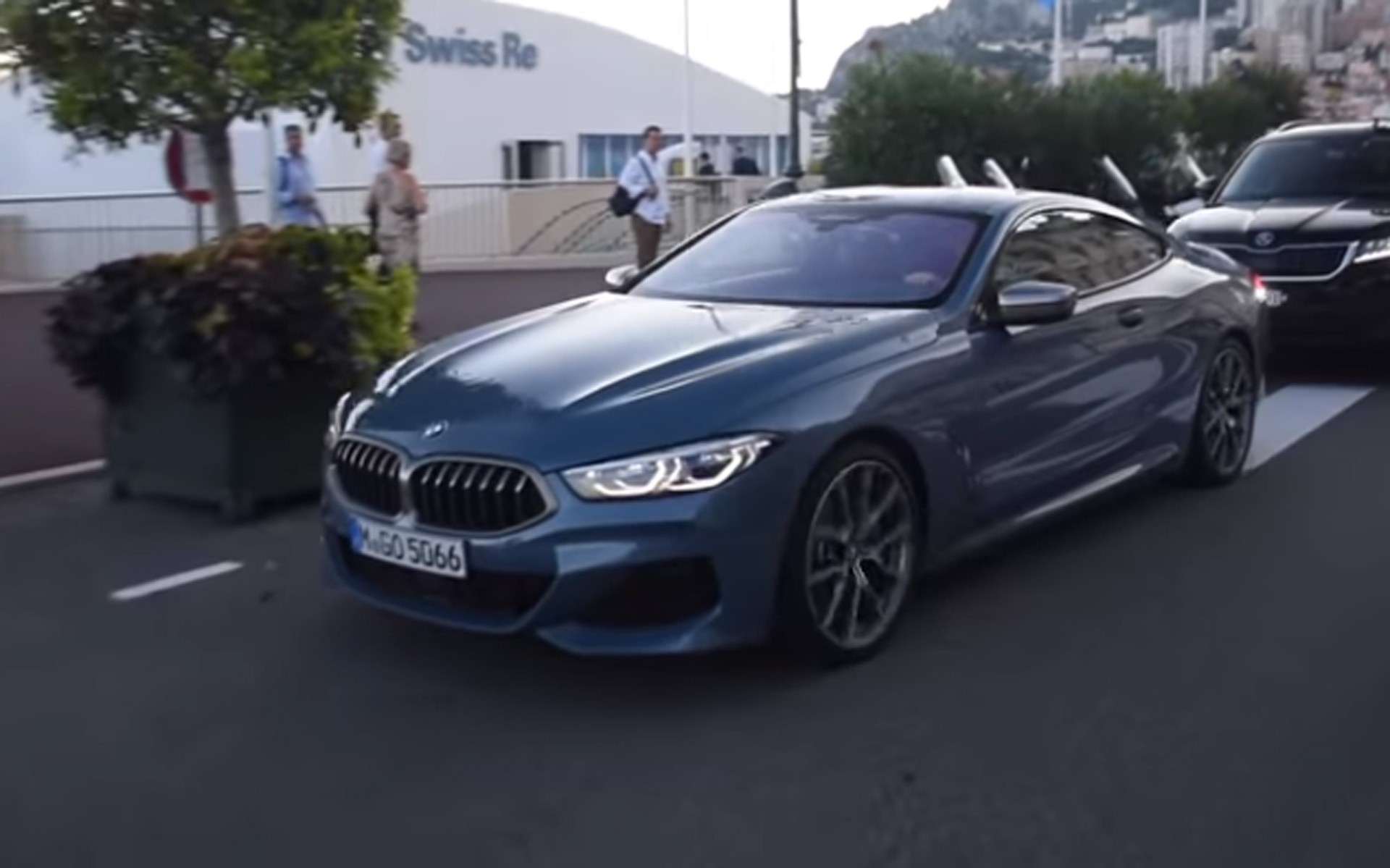 Στο Μονακό εθεάθη η νέα BMW Σειρά 8 (video)