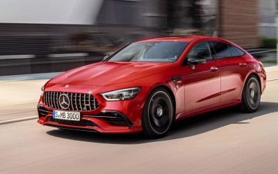 Αυτή είναι η «βασική» Mercedes-AMG GT
