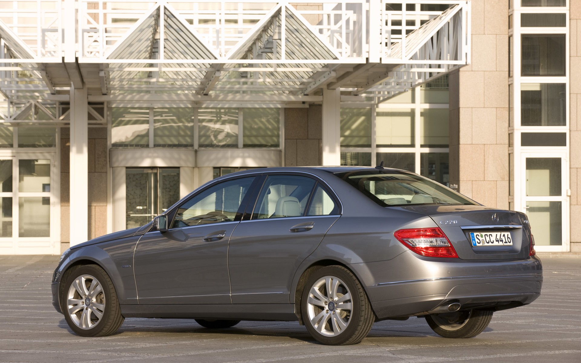Bonus έως 10.000 ευρώ από την Mercedes-Benz για αντικατάσταση παλιών diesel