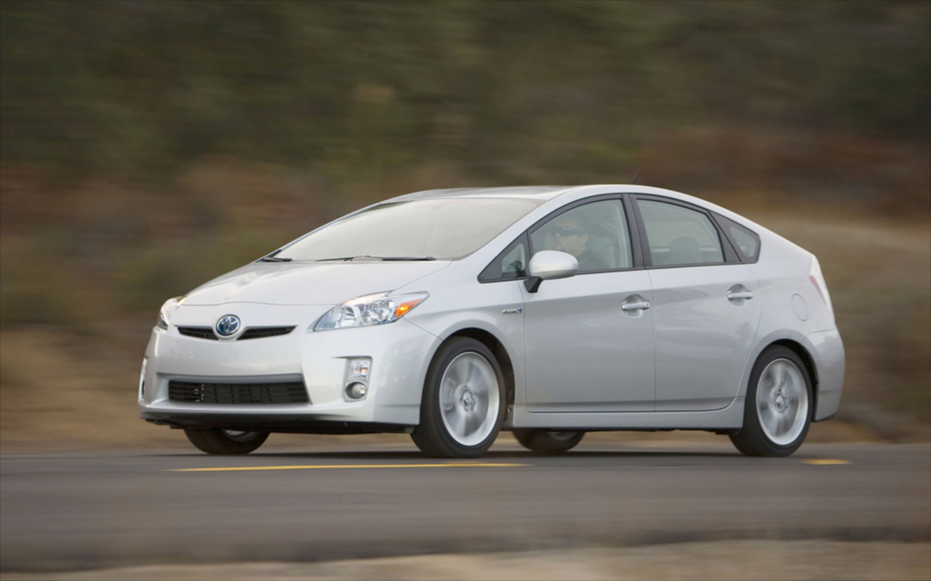 Ανάκληση υβριδικών Toyota – μπορεί να σβήσει ο κινητήρας