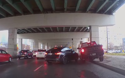 Τελικά ποιος από τους δύο έχει προτεραιότητα; (vid)