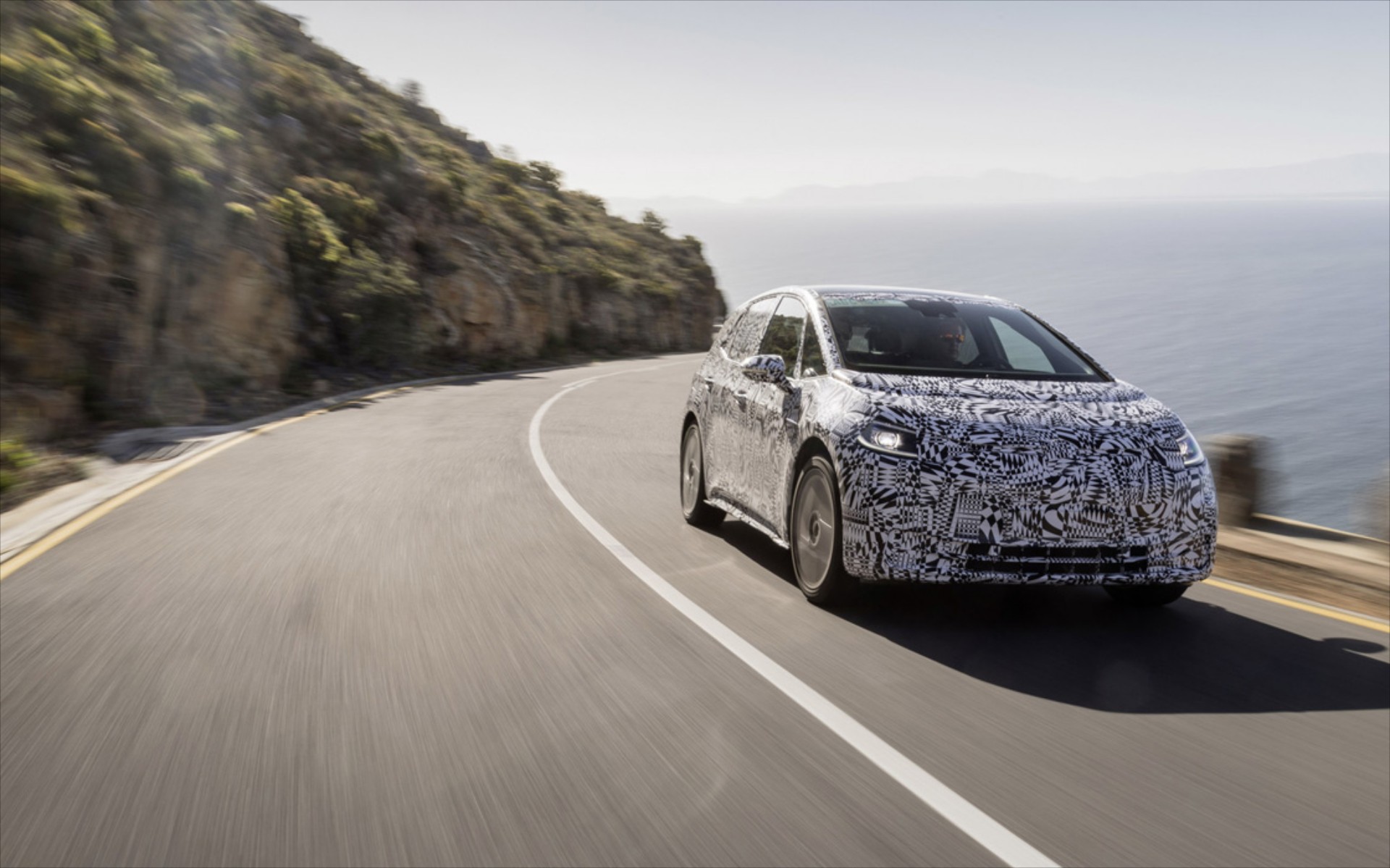 Δεν είναι το επόμενο Golf, αλλά το ηλεκτρικό Volkswagen (vid)