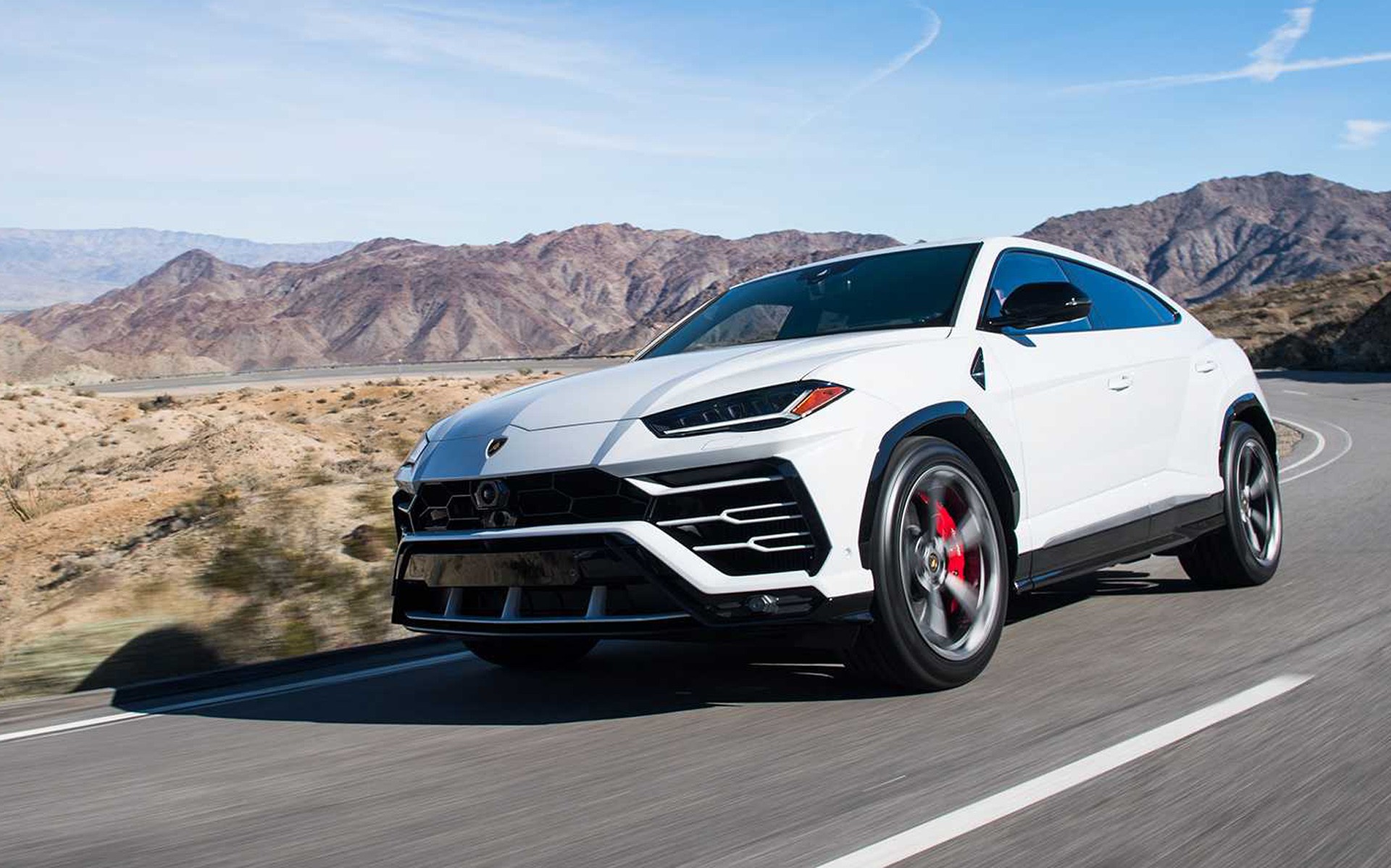 Πόσο κοστίζει να ενοικιάσεις μια Lamborghini Urus;