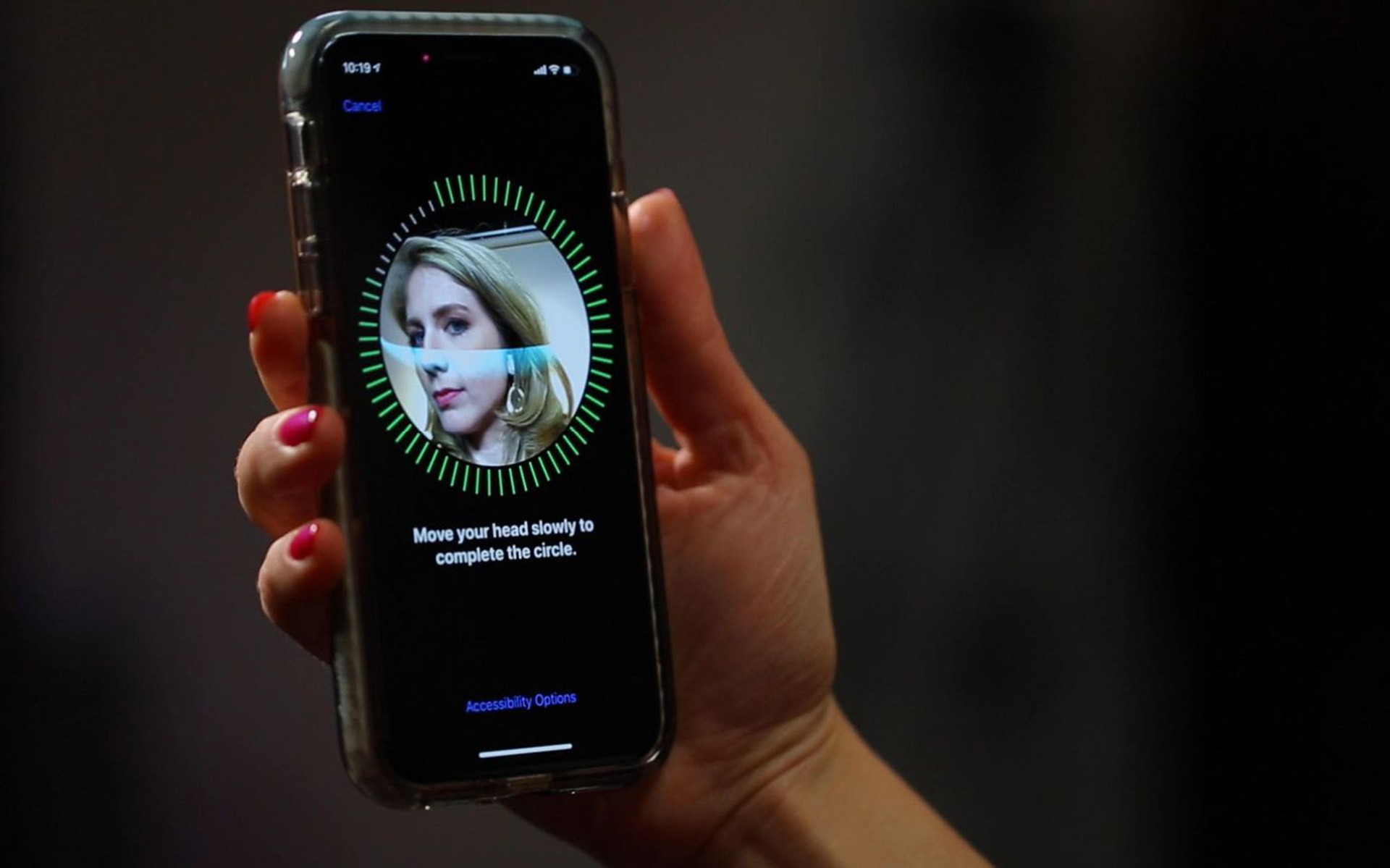 Η «Apple» θα… ξεκλειδώνει τα αυτοκίνητά μας