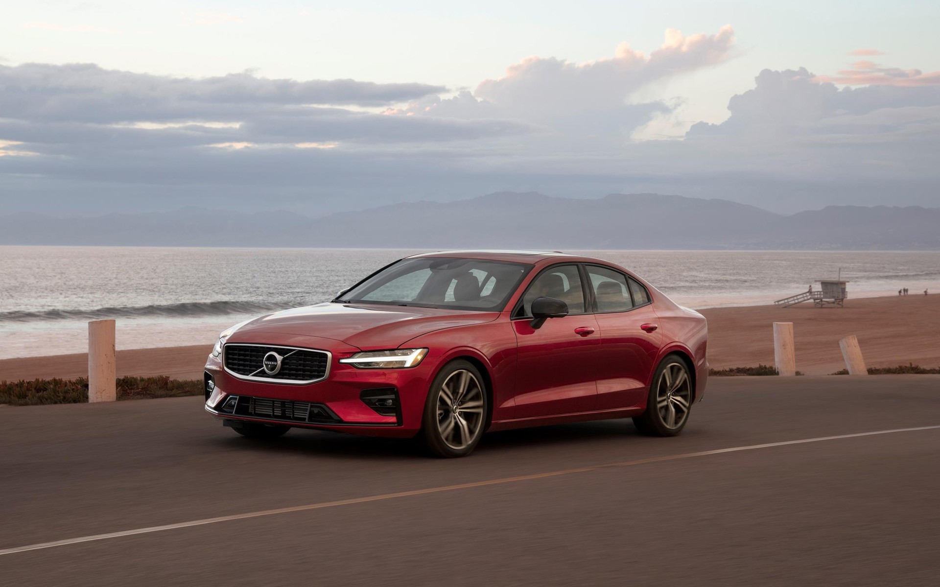 Μέγιστη ταχύτητα 180 km/h σε όλα τα Volvo από το 2020!