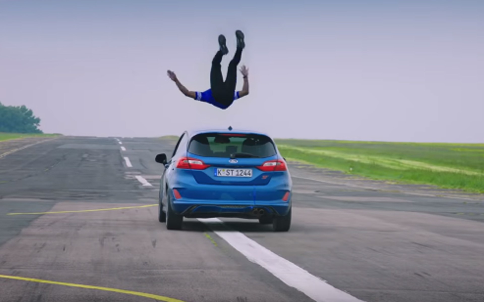 Ευτυχώς ο R.Hammond δεν σκότωσε κανέναν σήμερα (video)