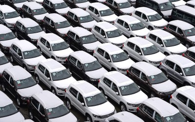 Μείωση στις πωλήσεις των αυτοκινήτων