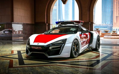 Επίσημα το Lykan HyperSport και περιπολικό (video)