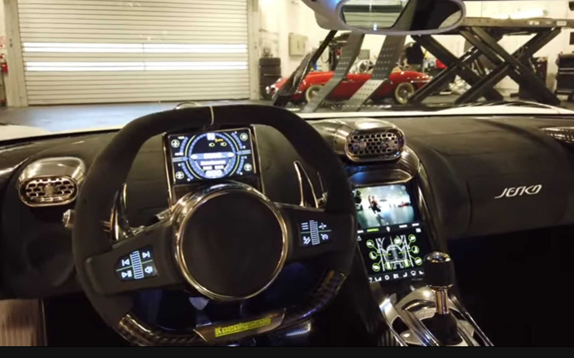 To απίστευτο εσωτερικό της Koenigsegg Jesko (video)
