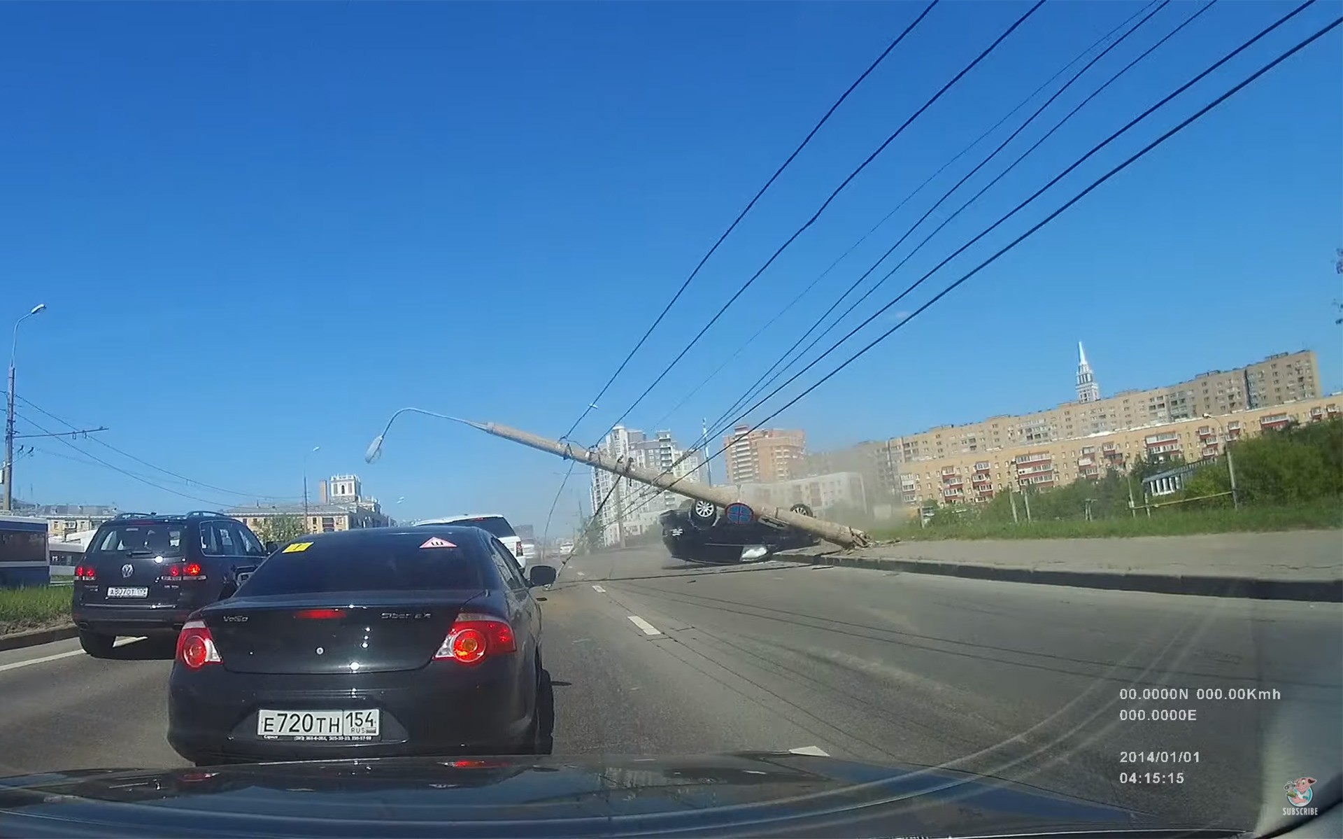 Όταν ένα SUV “τζαρτζάρει” ένα άλλο την... πληρώνει μια κολώνα (video)