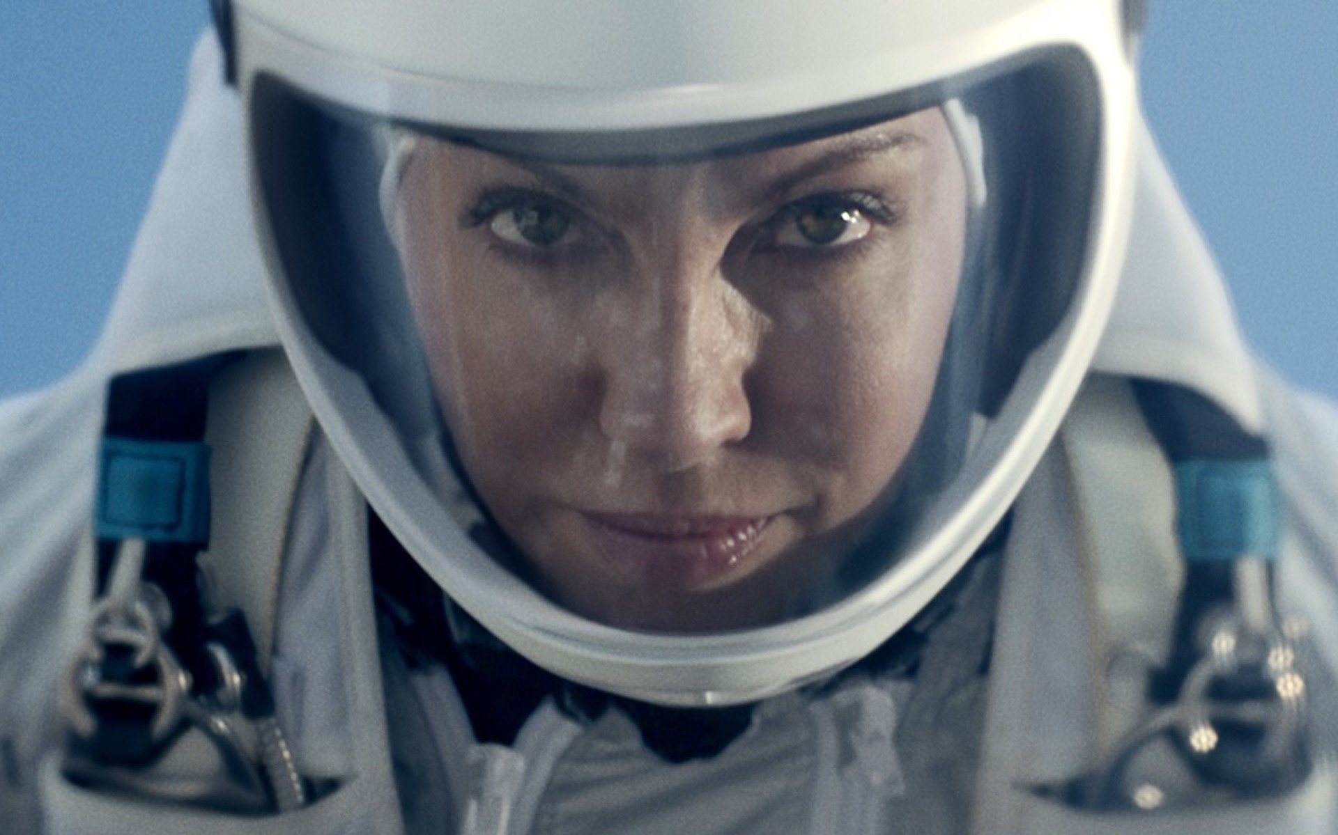 Εντυπωσιακό βίντεο 30 δευτερολέπτων με πρωταγωνιστή το Nissan Leaf (vid)