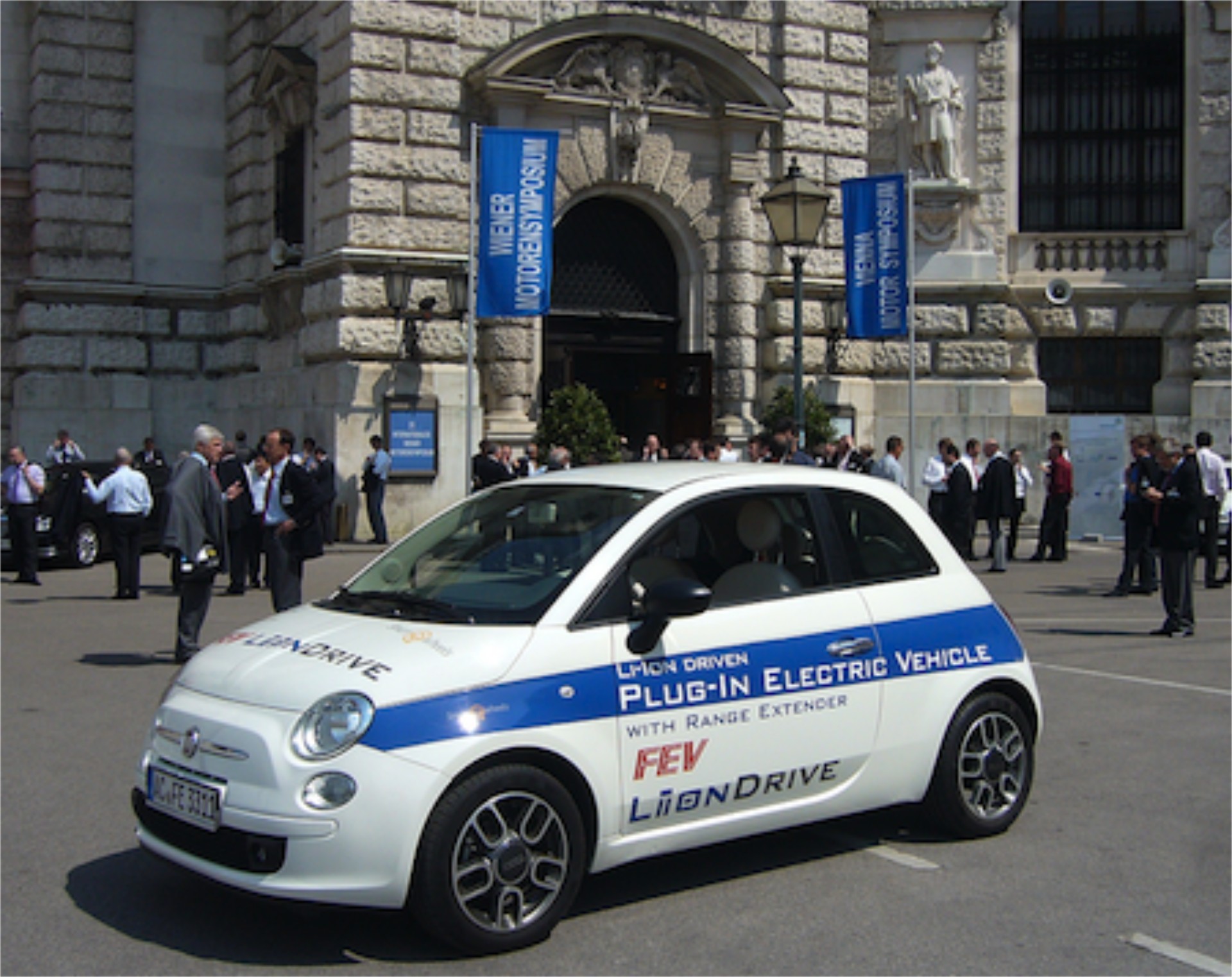 Ηλεκτροκίνητο Fiat 500 με κινητήρα Wankel
