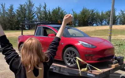 28χρονη μετέτρεψε ένα Tesla Model 3 σε… pick up (video)