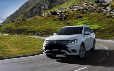 MITSUBISHI OUTLANDER PHEV. To Electric-Hybrid SUV