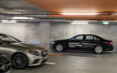Πλήρως αυτόνομο παρκάρισμα χωρίς ανθρώπινη παρουσία (vid)