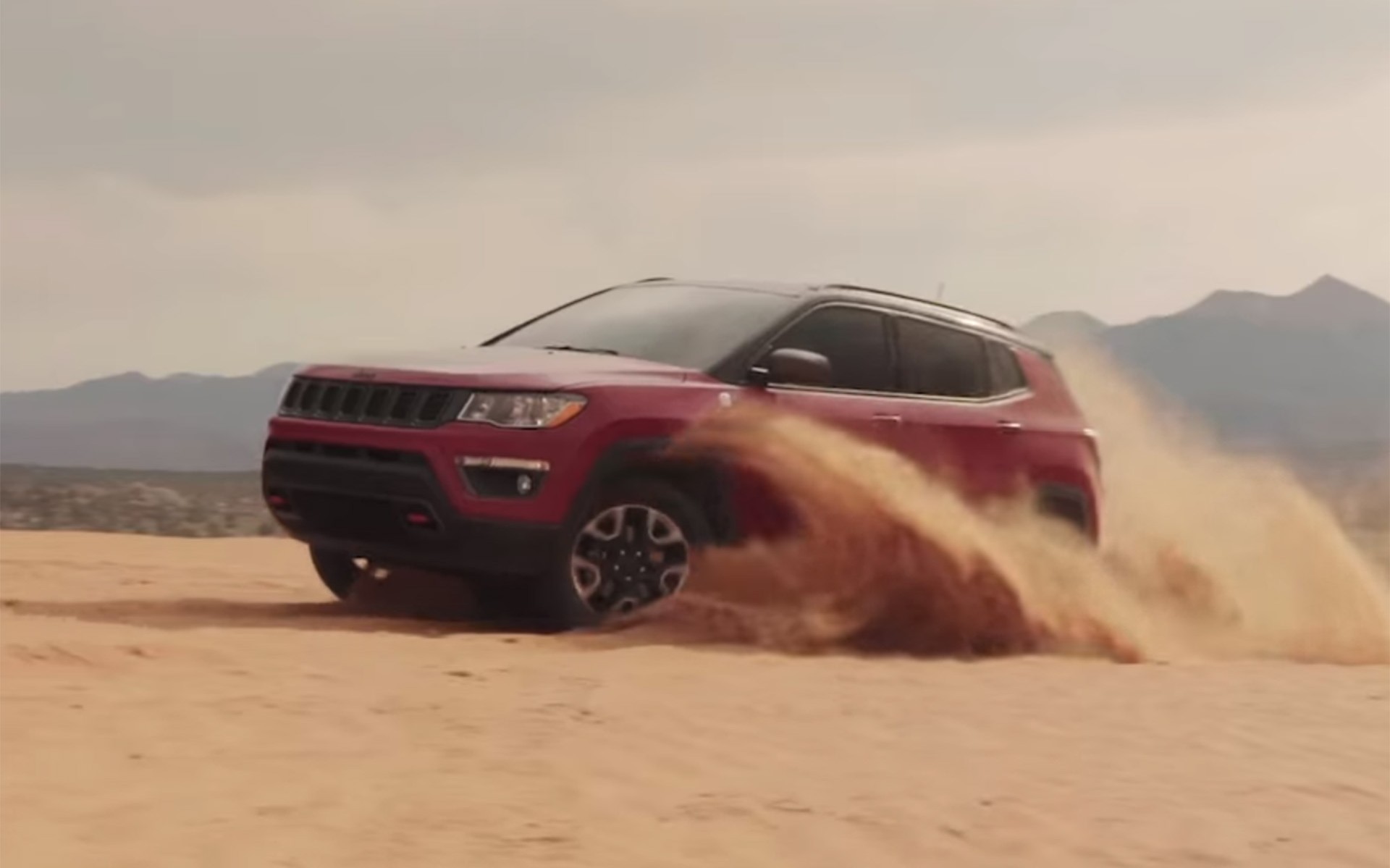 To Jeep Compass Trailhawk μάχεται για την πιστοποίηση “Trail Rated” (video)