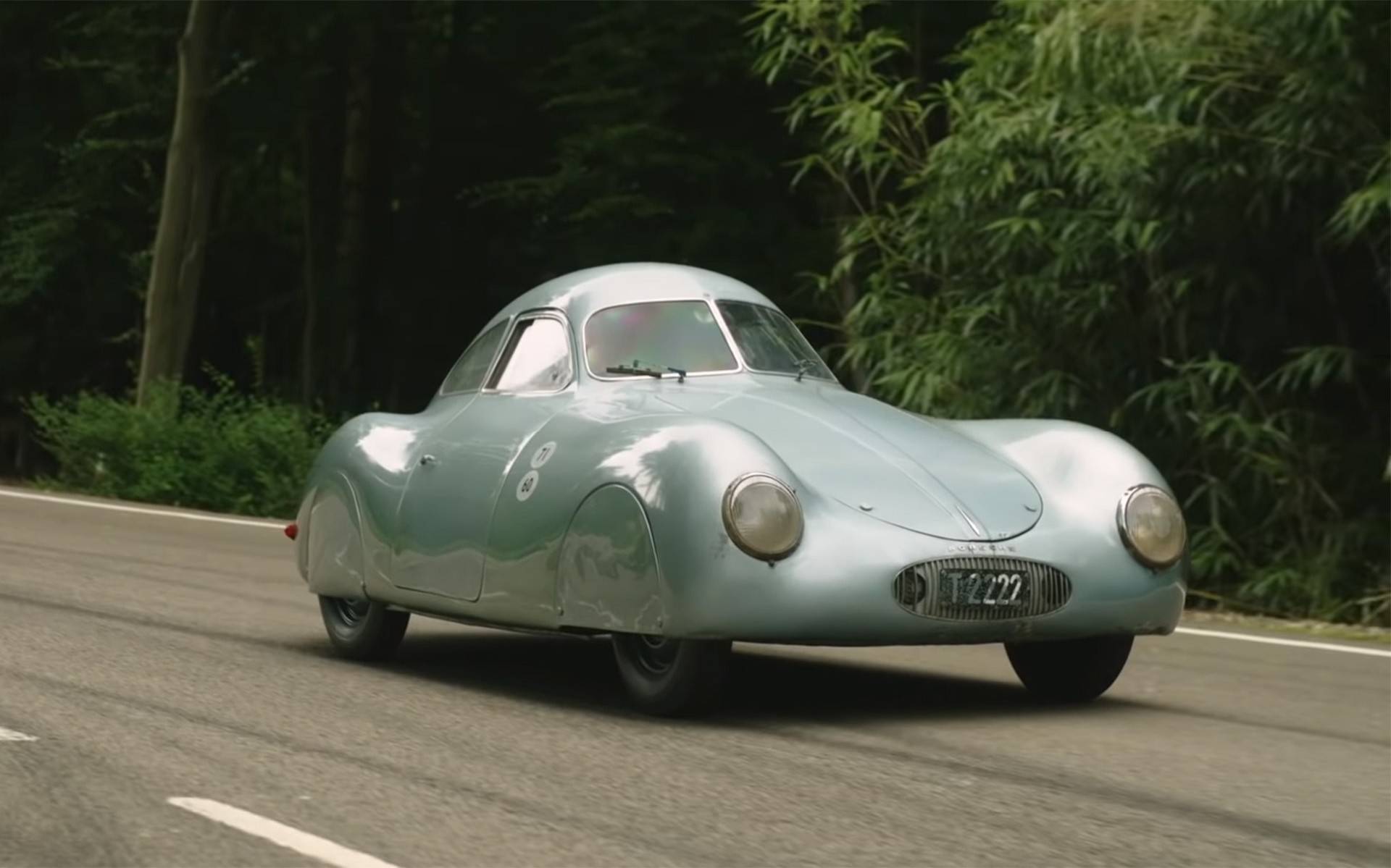 Ο Chris Harris στο… τιμόνι της γηραιότερης Porsche του κόσμου (video)