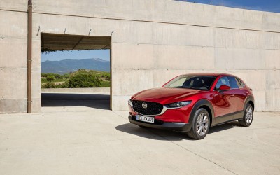 Οδηγούμε στην Ισπανία το νέο Mazda CX-30