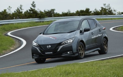 Σπορ Nissan Leaf με κίνηση σε όλους τους τροχούς (vid)