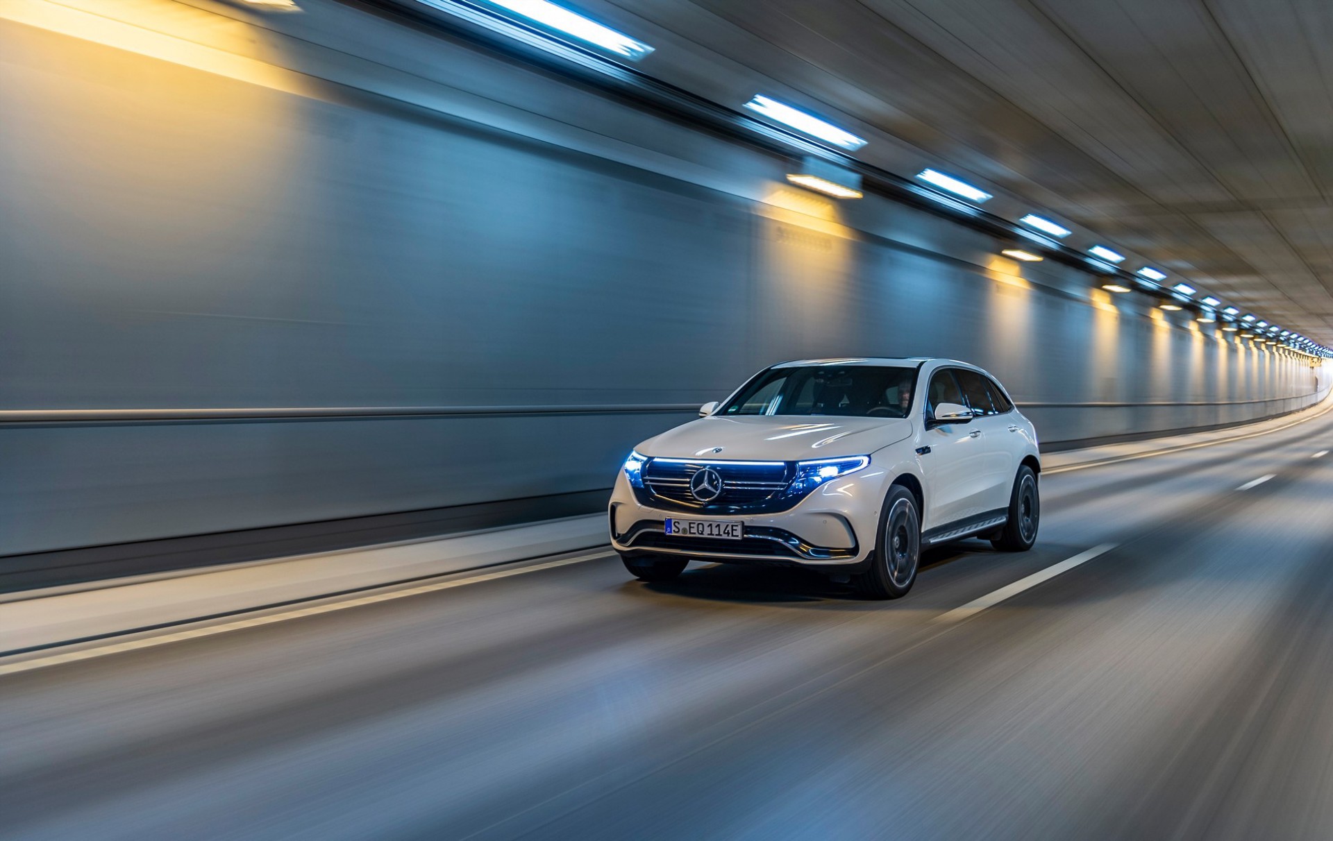 Περικοπές ενός δις ευρώ στη Mercedes!