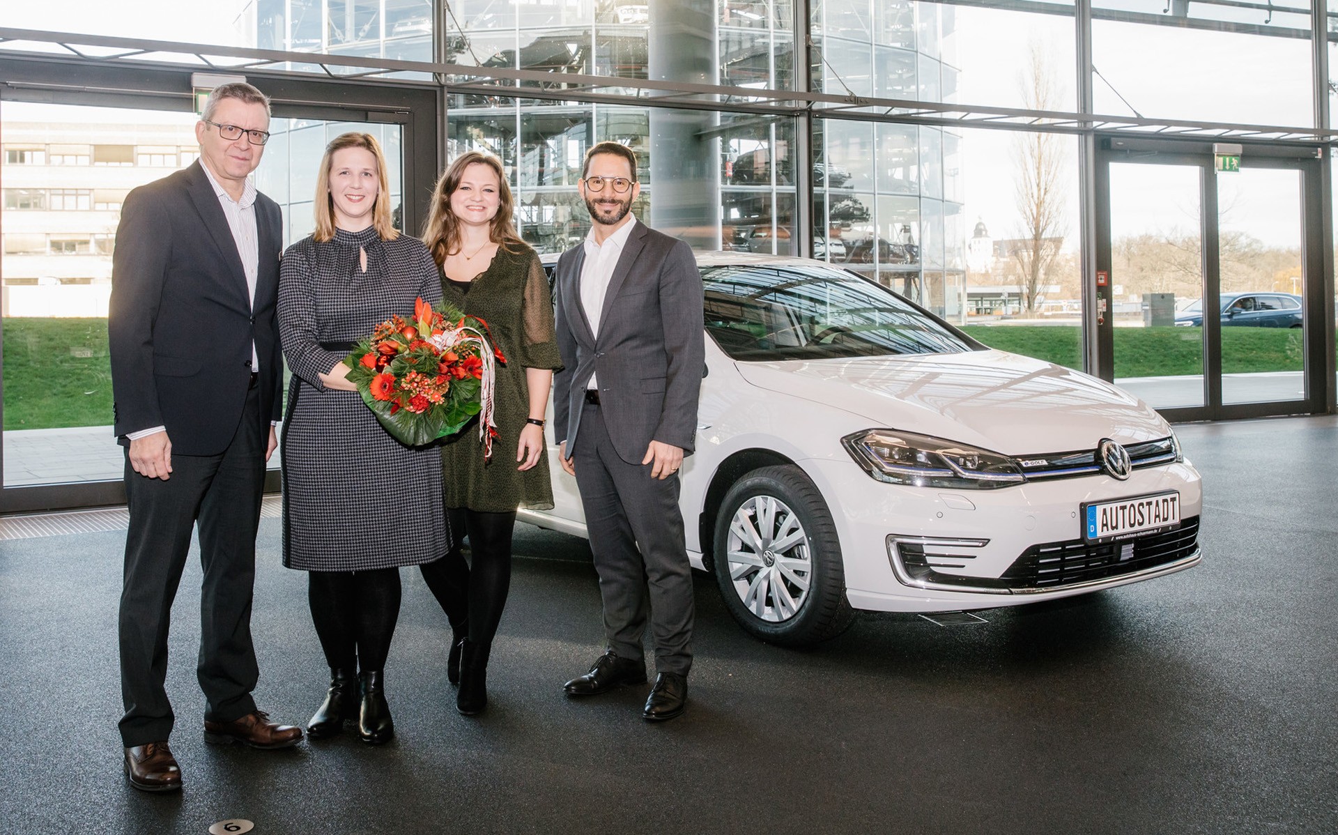 Τις 250.000 ηλεκτρικά και plug-in υβριδικά έφθασε η Volkswagen