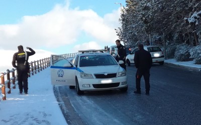 Τι ζητάει η Τροχαία από τους οδηγούς ενόψει του δύσκολου διημέρου