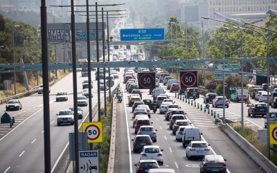 Πώς εφαρμόζεται η απαγόρευση ρυπογόνων οχημάτων στη Βαρκελώνη