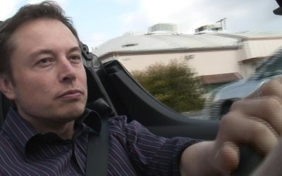 Ο Musk στα πρόθυρα χρεοκωπίας