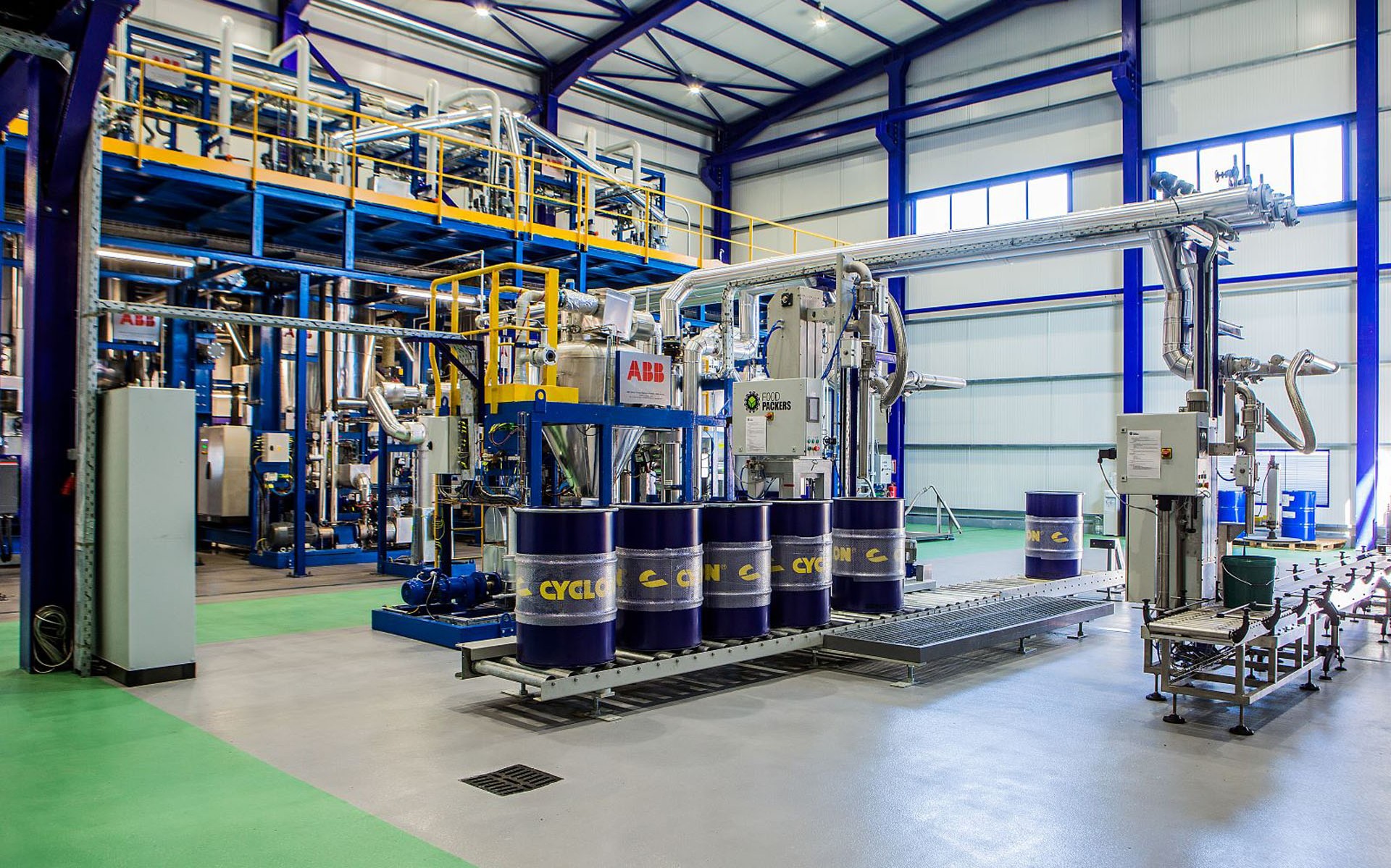 LPC: Η ελληνική εταιρία λιπαντικών με εξαγωγές σε 55 χώρες