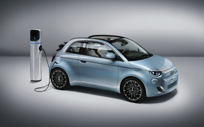 Fiat 500: Βενζίνης, υβριδικό & ηλεκτρικό
