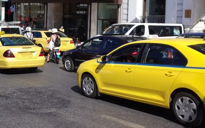 Κορονοϊός: Αυτά προσέχουμε σε ένα ΤΑΞΙ