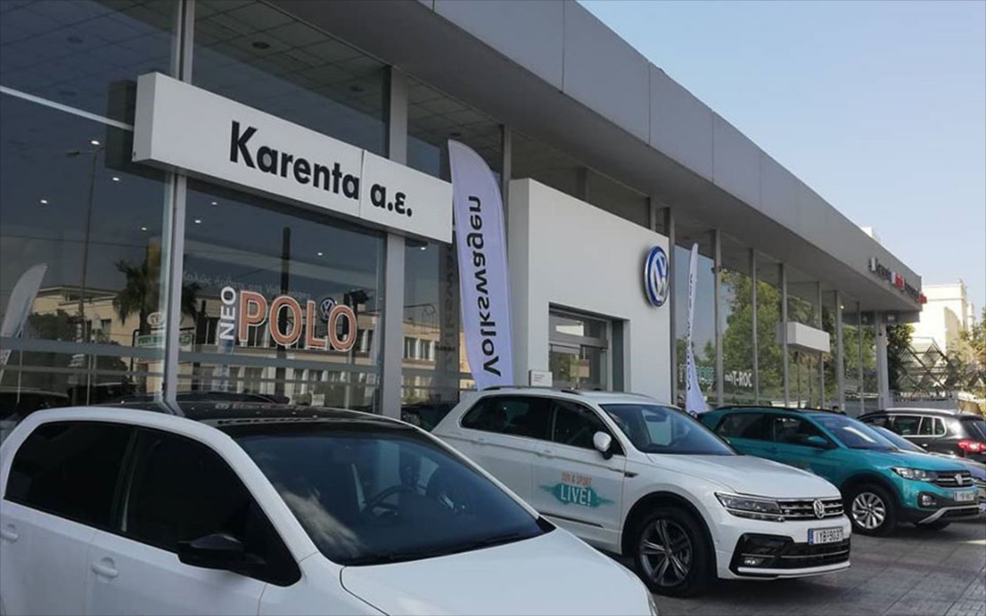 Η Karenta κλείνει όλες τις εκθέσεις πώλησης αυτοκινήτων
