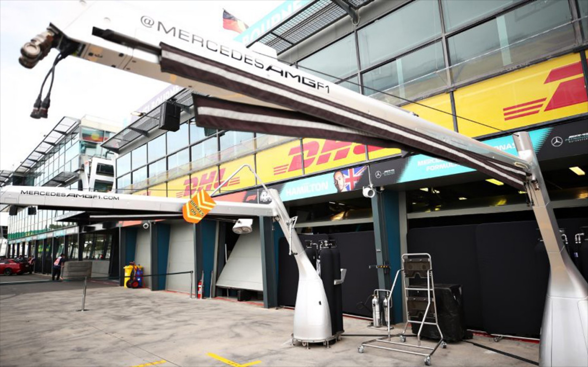 F1: Χωρίς αγώνες και τον Μάιο